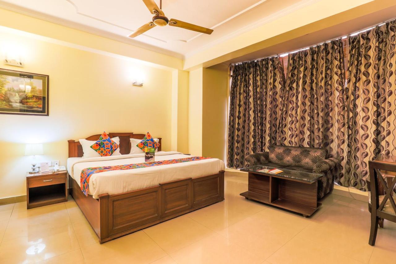 Fabhotel Kashish Residency Sector 26 Noida Bagian luar foto