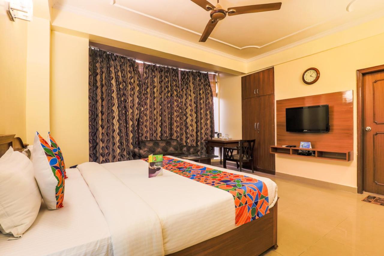 Fabhotel Kashish Residency Sector 26 Noida Bagian luar foto
