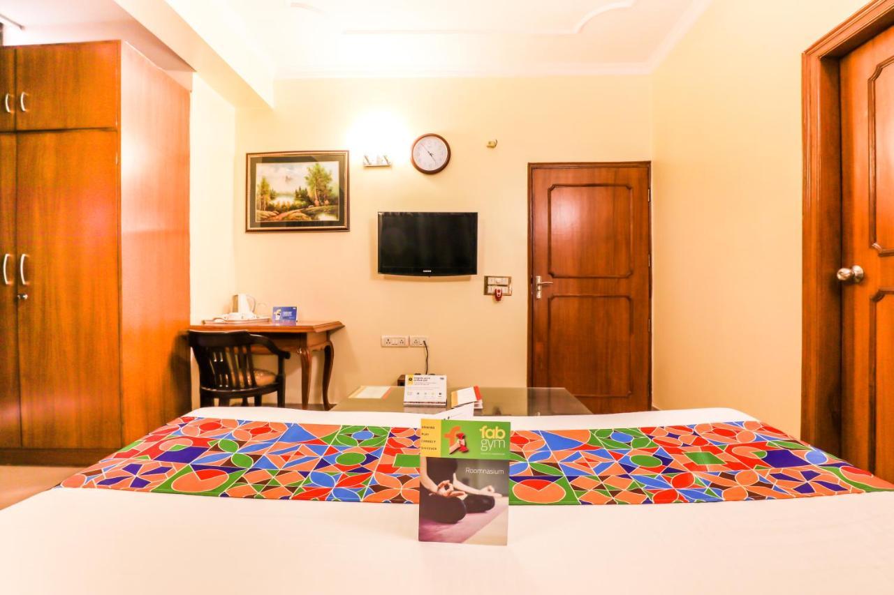 Fabhotel Kashish Residency Sector 26 Noida Bagian luar foto
